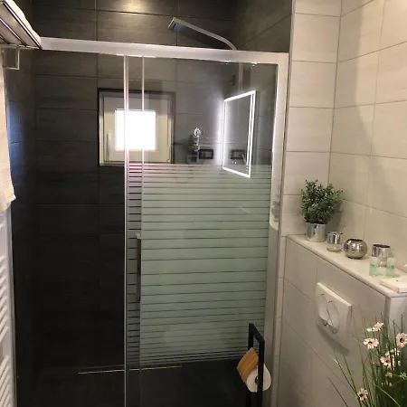 Luxury Rooms Lira Ogulin Exterior photo