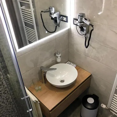 Luxury Rooms Lira Ogulin Exterior photo
