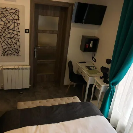 Luxury Rooms Lira Ogulin Exterior photo