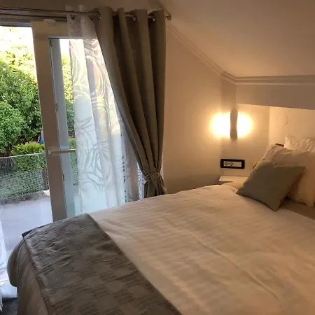 Luxury Rooms Lira Ogulin Exterior photo