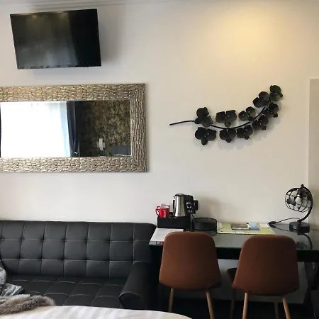Luxury Rooms Lira Ogulin Exterior photo