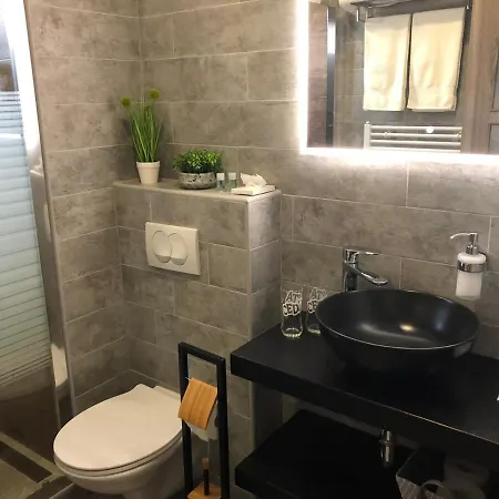 Luxury Rooms Lira Ogulin Exterior photo