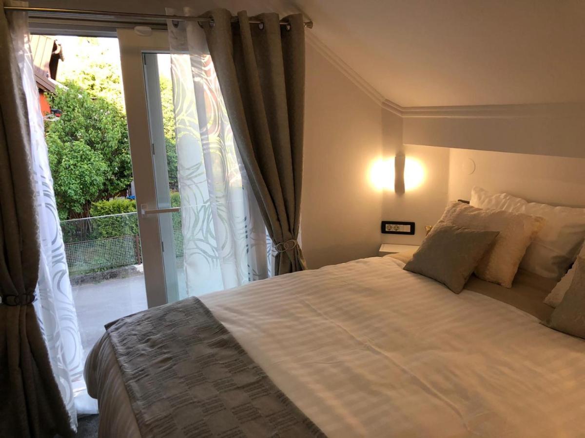 Luxury Lira Apartamento Ogulin
